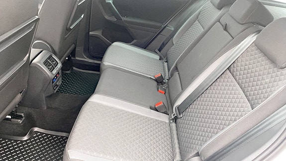 Volkswagen Tiguan 11 of 12