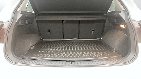 Volkswagen Tiguan 12 of 12
