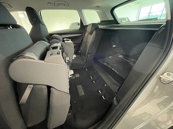 Skoda Karoq 17 of 27