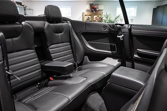 Land Rover Range Rover Evoque 11 of 21