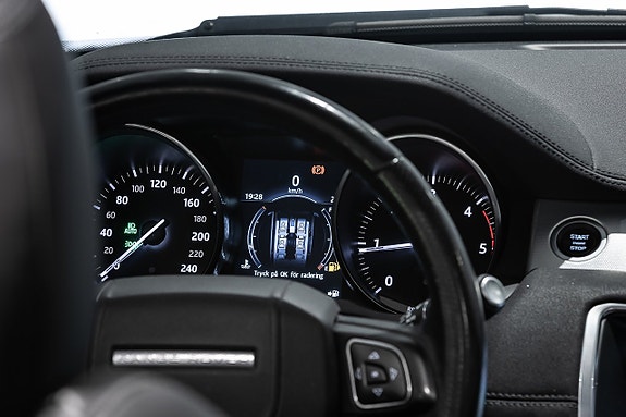 Land Rover Range Rover Evoque 16 of 21