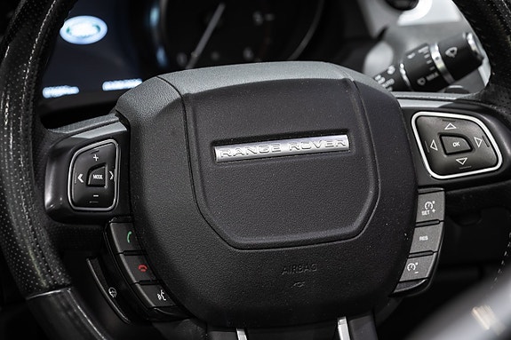 Land Rover Range Rover Evoque 17 of 21