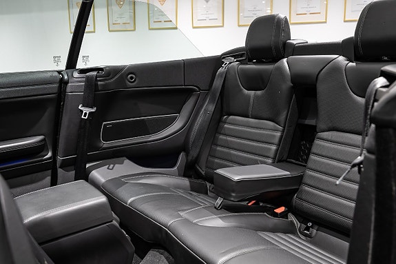 Land Rover Range Rover Evoque 12 of 21