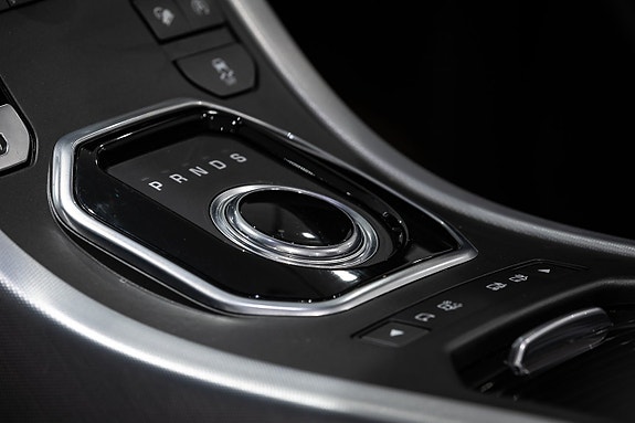 Land Rover Range Rover Evoque 19 of 21