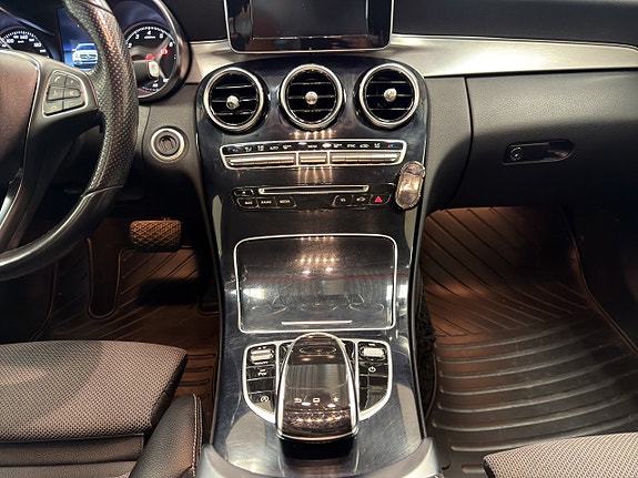 Mercedes-Benz C180 16 of 20