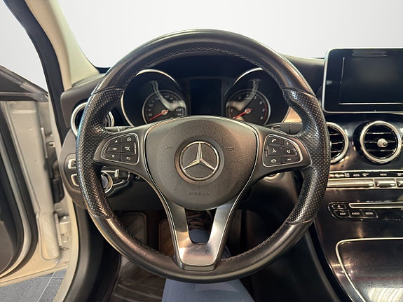 Mercedes-Benz C180 11 of 20