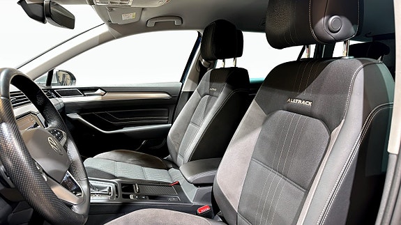 Volkswagen Passat Alltrack 8 of 22