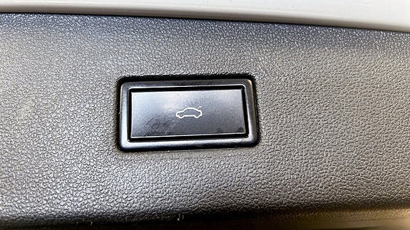 Volkswagen Tiguan Allspace 29 of 30