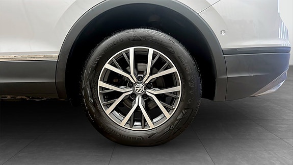 Volkswagen Tiguan Allspace 6 of 30