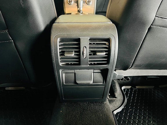 Volkswagen Passat 20 of 21