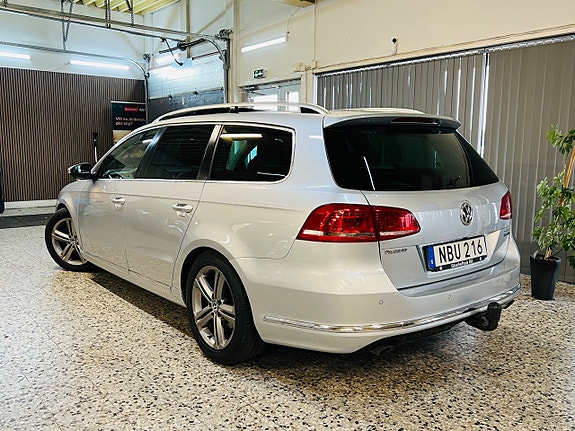 Volkswagen Passat 5 of 21