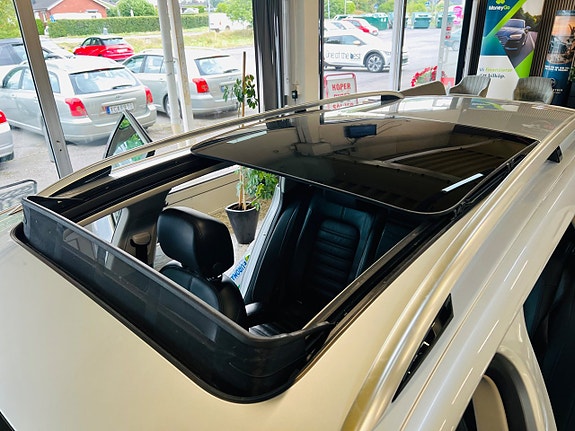Volkswagen Passat 17 of 21