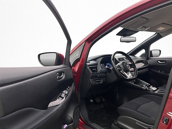 Nissan Leaf 10 of 29