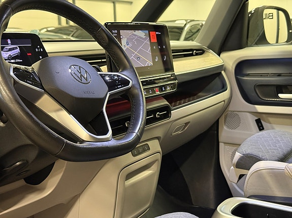 Volkswagen ID. Buzz 17 of 27