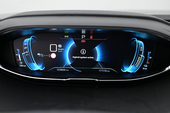 Peugeot 3008 8 of 27