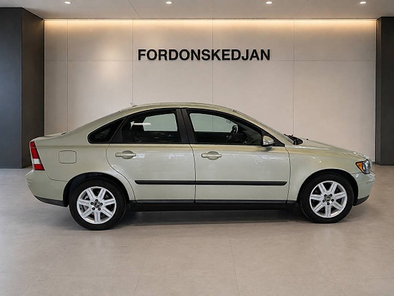 Volvo S40 5 of 15