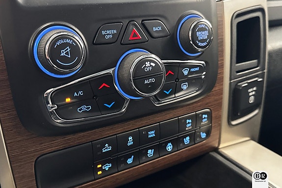 Dodge RAM 1500 16 of 21