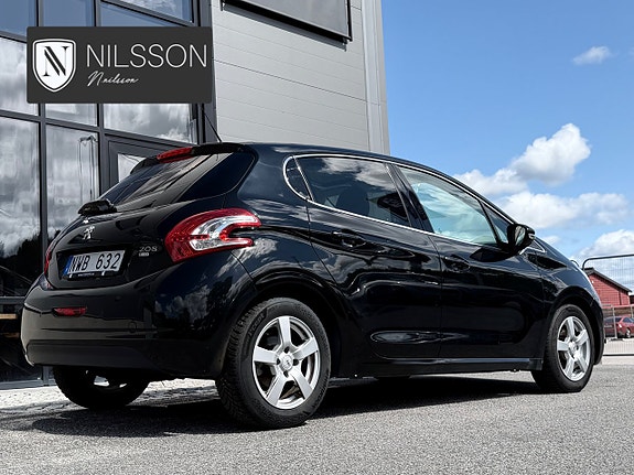 Peugeot 208 13 of 30