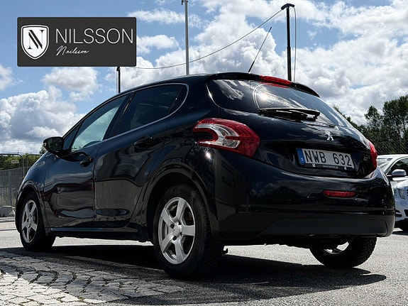 Peugeot 208 9 of 30