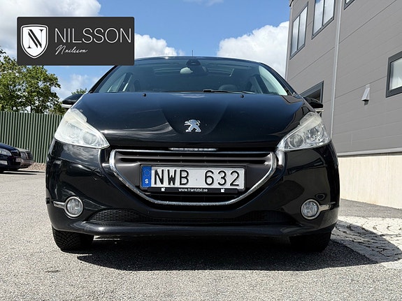 Peugeot 208 8 of 30
