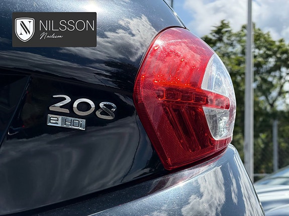 Peugeot 208 11 of 30