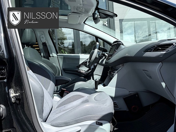 Peugeot 208 19 of 30