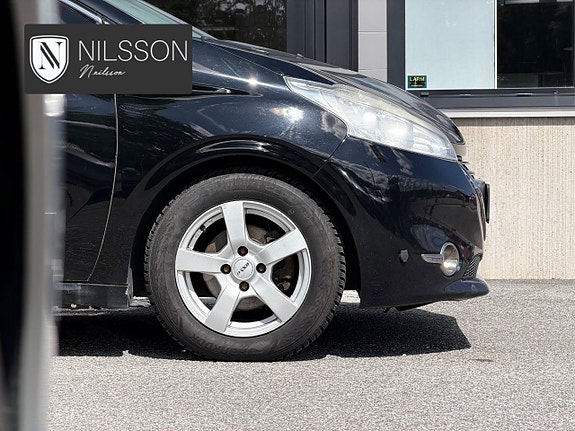 Peugeot 208 17 of 30