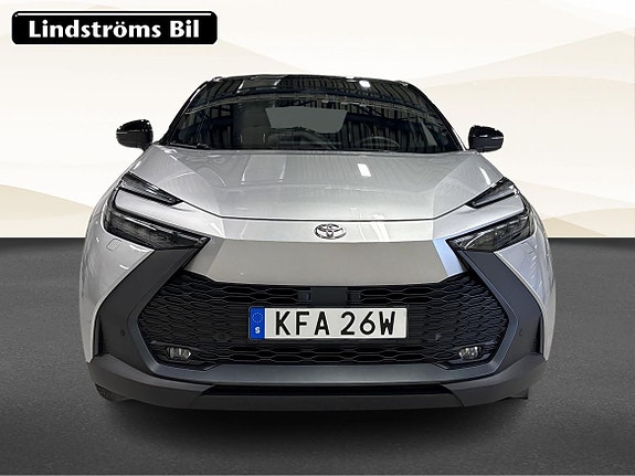 Toyota C-HR 9 of 19