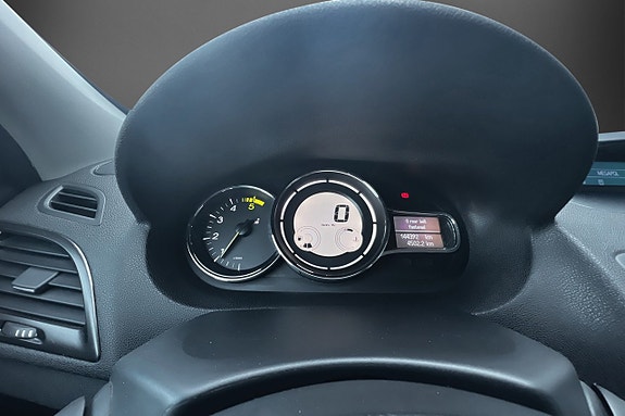 Renault Megane 9 of 12
