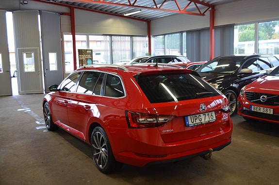 Skoda Superb 6 of 25