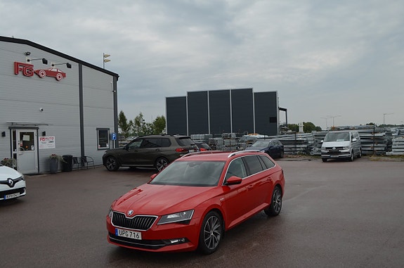 Skoda Superb 7 of 25