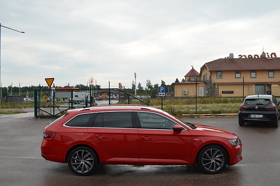Skoda Superb 14 of 25
