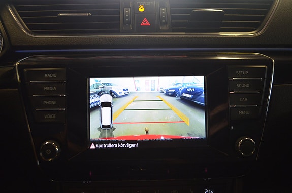 Skoda Superb 23 of 25