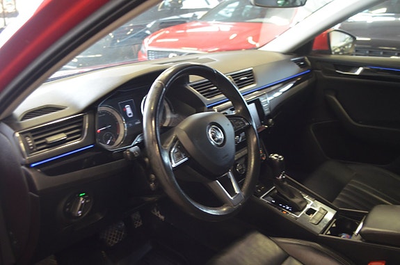 Skoda Superb 19 of 25