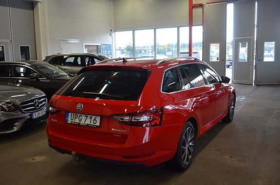 Skoda Superb 5 of 25