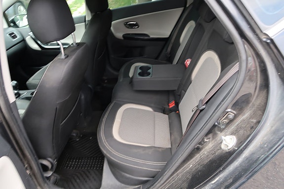 Kia Ceed 7 of 8