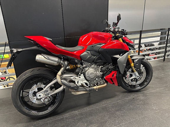 Ducati Streetfighter V2 S *Demo Passa på* Spara 25 000:- 4 of 5