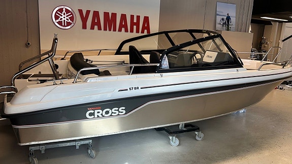 Yamarin Cross 57 BR -23 med Premium edition