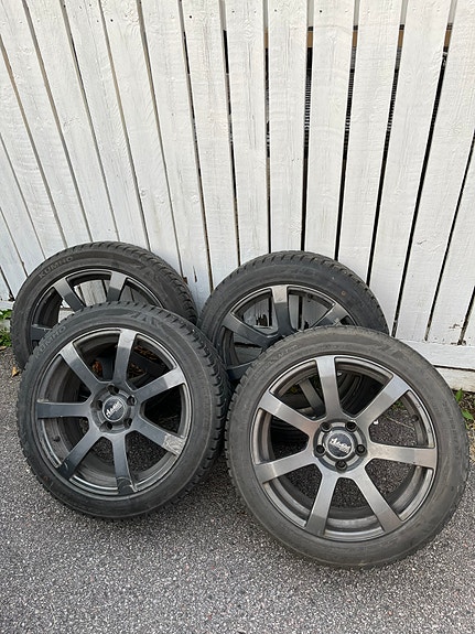 Volkswagen Passat 10 of 14