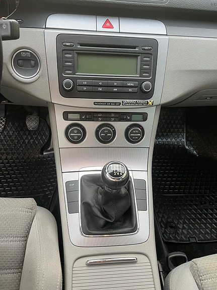 Volkswagen Passat 14 of 14