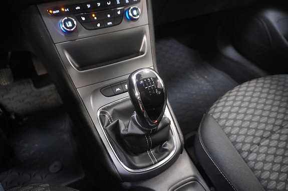 Opel Astra 9 of 9