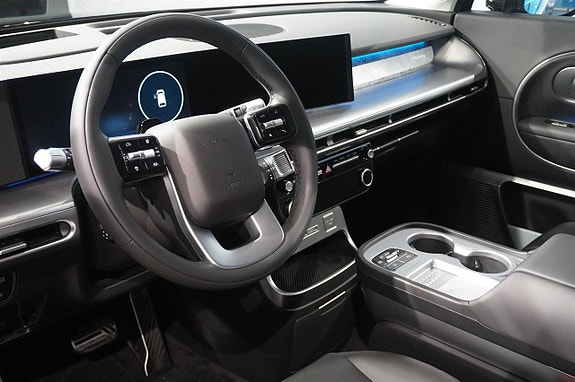 Hyundai Ioniq 9 2 of 17