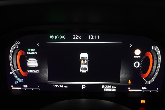 Nissan X-Trail 10 of 12