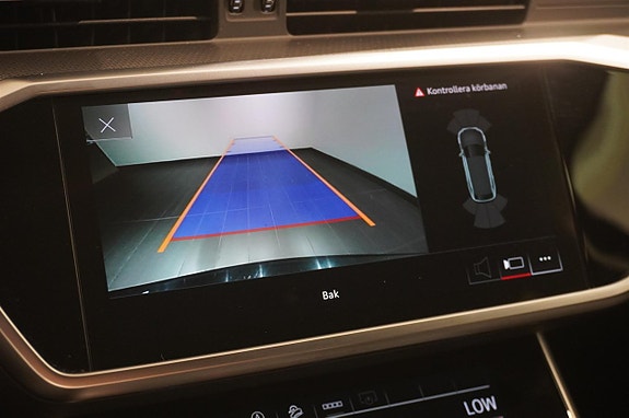 Audi A6 allroad 16 of 17