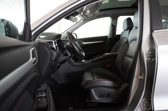MG ZS 6 of 12