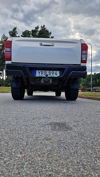 Isuzu D-max 15 of 17