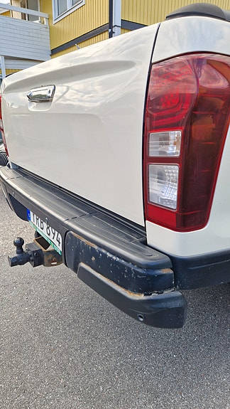 Isuzu D-max 11 of 17