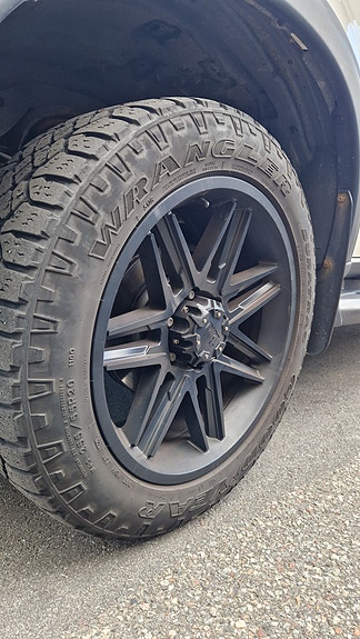 Isuzu D-max 7 of 17