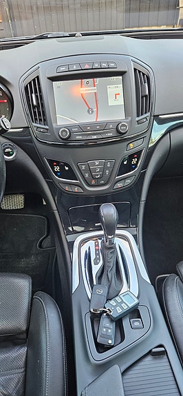 Opel Insignia 15 of 21
