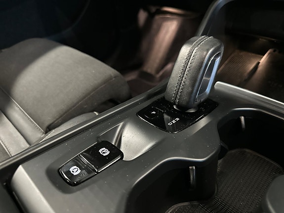 Volvo XC40 24 of 27